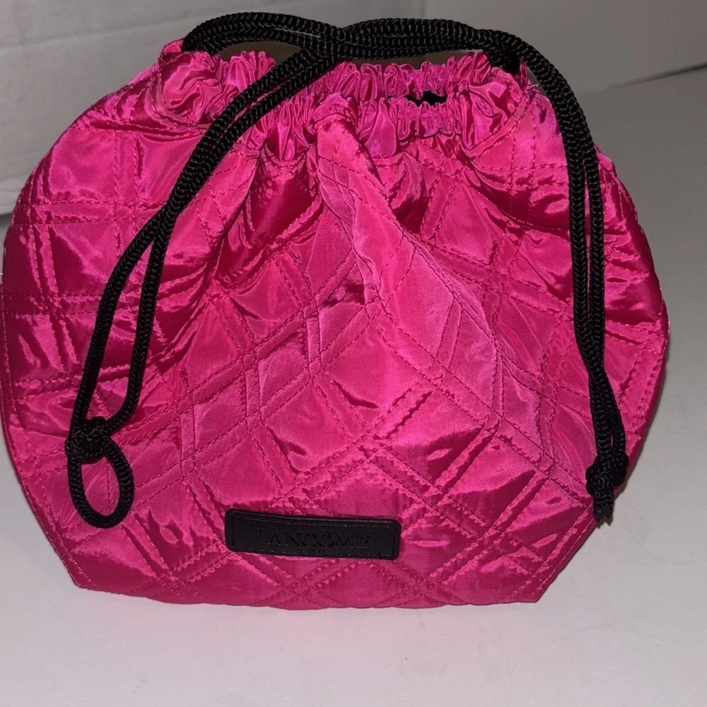 LANCOME PINK QUILTED DRAW STRING BAG VERY VERSATILE MANY USES